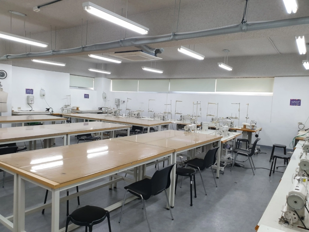 [스마트의류] 디지털 패션디자인 실습(3D CLO 및 어도비AI 활용) 헤더 이미지 4