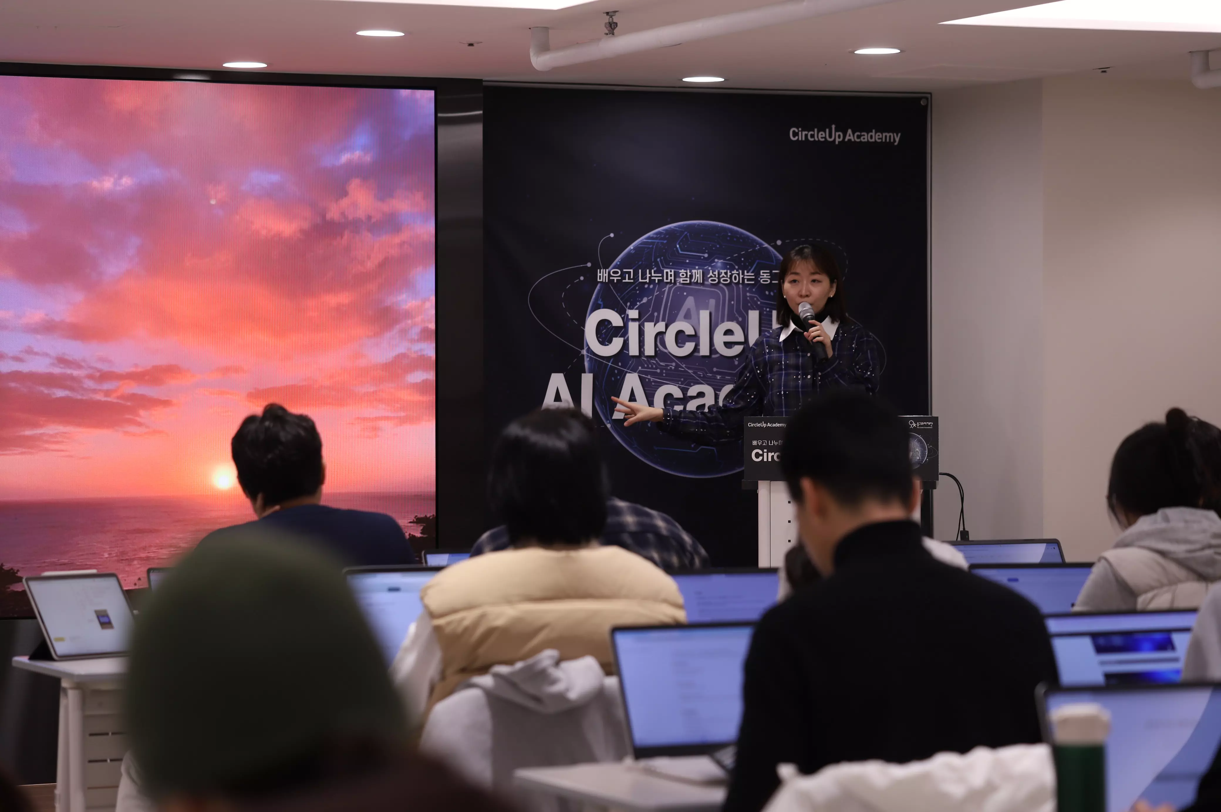 AI 이미지 & 영상 멀티모달 3기 대표 이미지